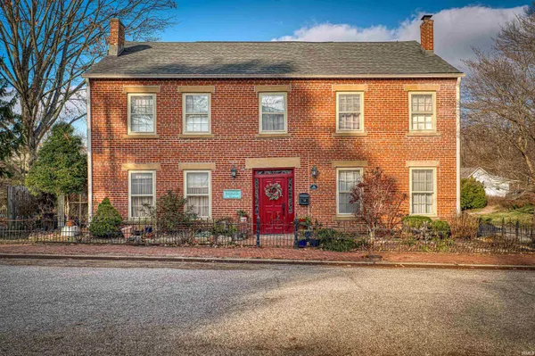 $350,000 | 318 East Main Street, Newburgh, IN 47630