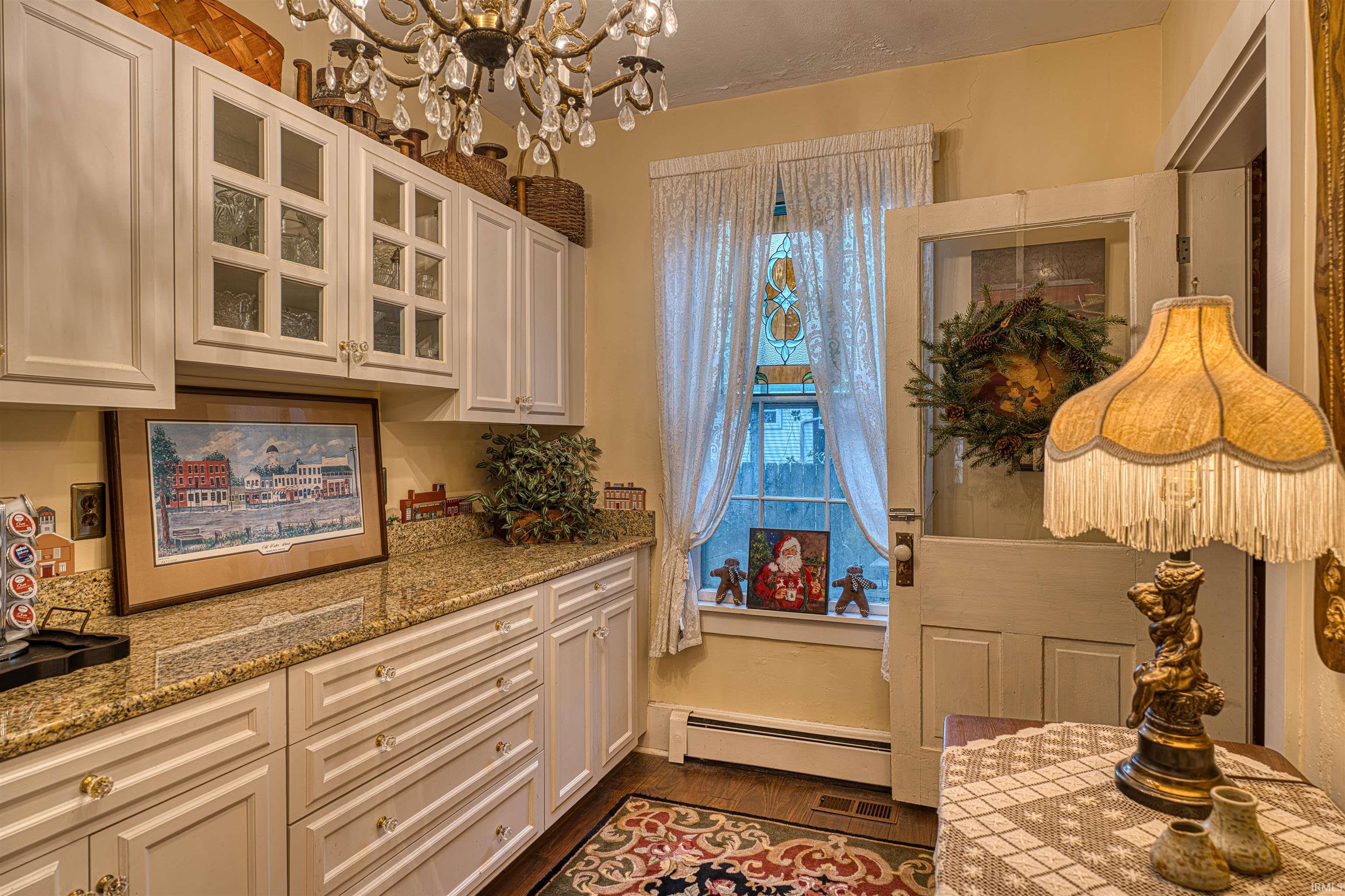 318 East Main Street Newburgh, IN 47630 - Photo 14 of 35