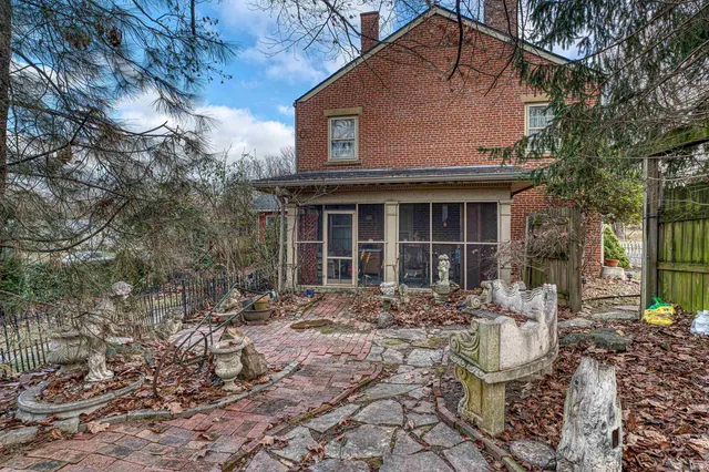 $360,000 | 318 East Main Street, Newburgh, IN 47630