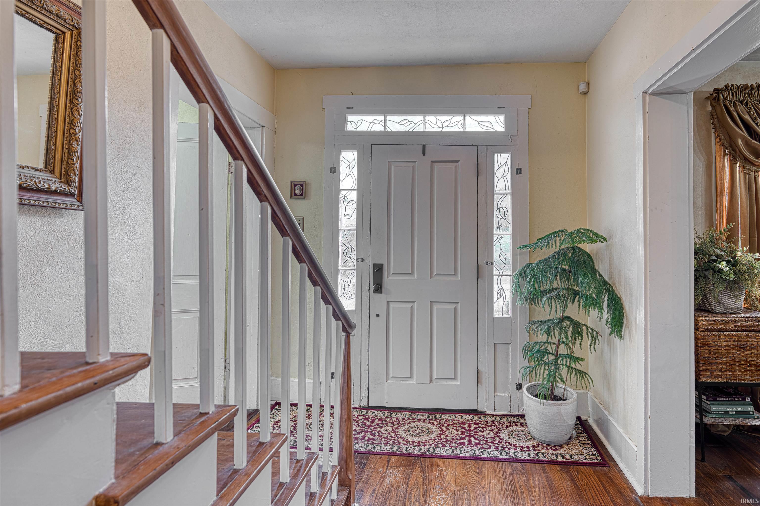 318 East Main Street Newburgh, IN 47630 - Photo 5 of 35