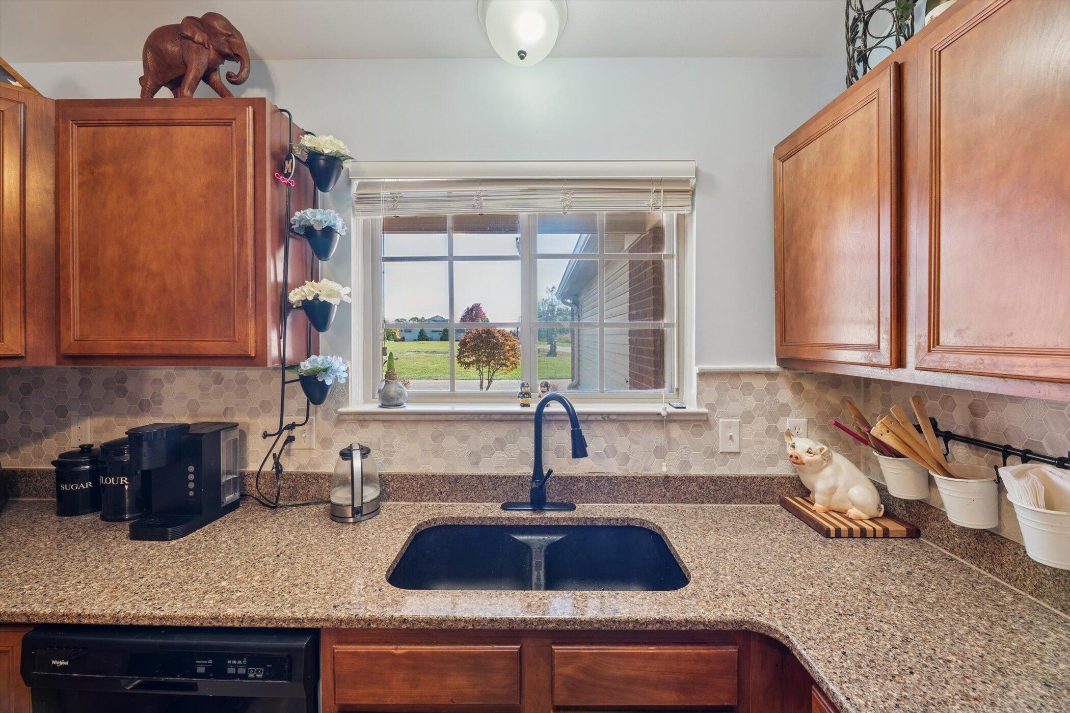 4738 Summer Ridge Drive Howell, MI 48843 - Photo 14 of 43 14-4738-Summer-Ridge-Dr-Howell-MI-48843-