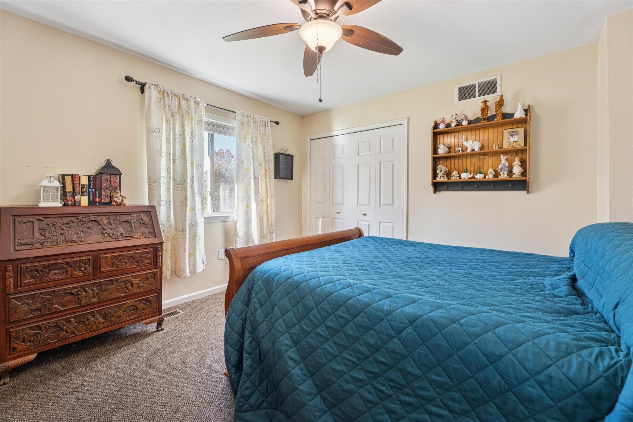 4738 Summer Ridge Drive Howell, MI 48843 - Photo 20 of 43 19-4738-Summer-Ridge-Dr-Howell-MI-48843-