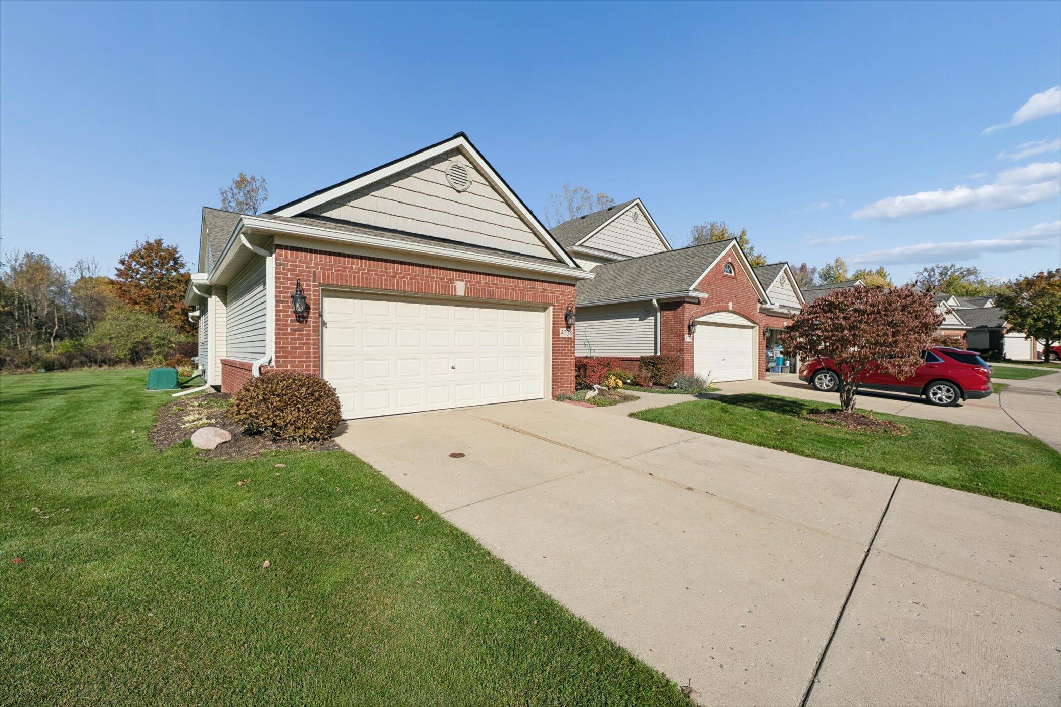 4738 Summer Ridge Drive Howell, MI 48843 - Photo 4 of 43 02-4738-Summer-Ridge-Dr-Howell-MI-48843-