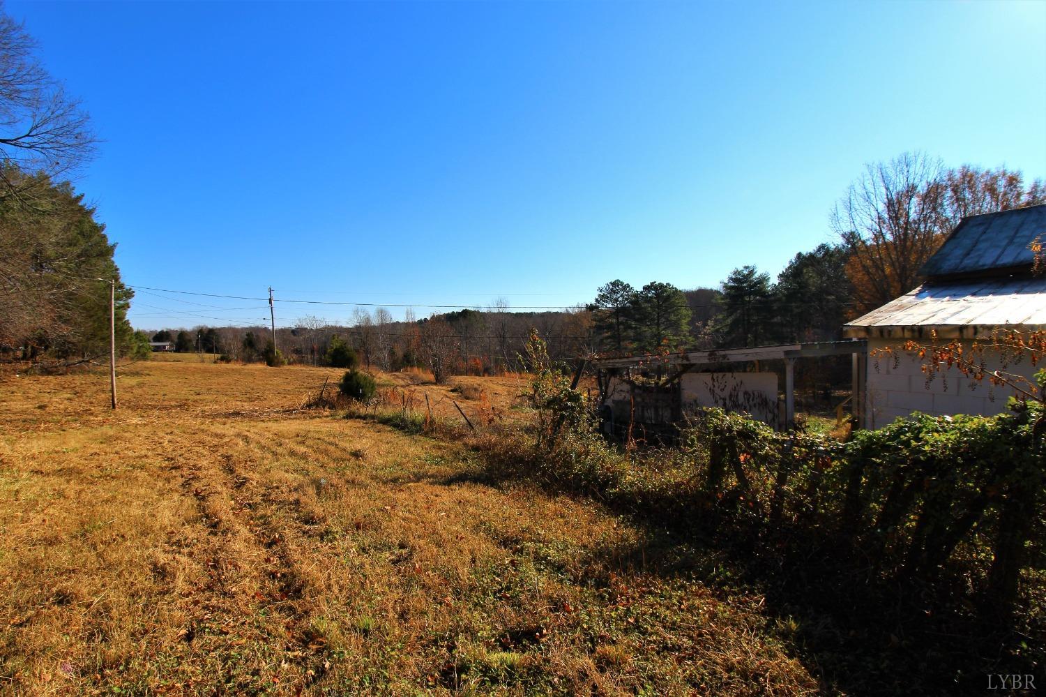 5134 Whispering Pines Road Cascade, VA 24069 - Photo 23 of 45 a view of outdoor space and yard