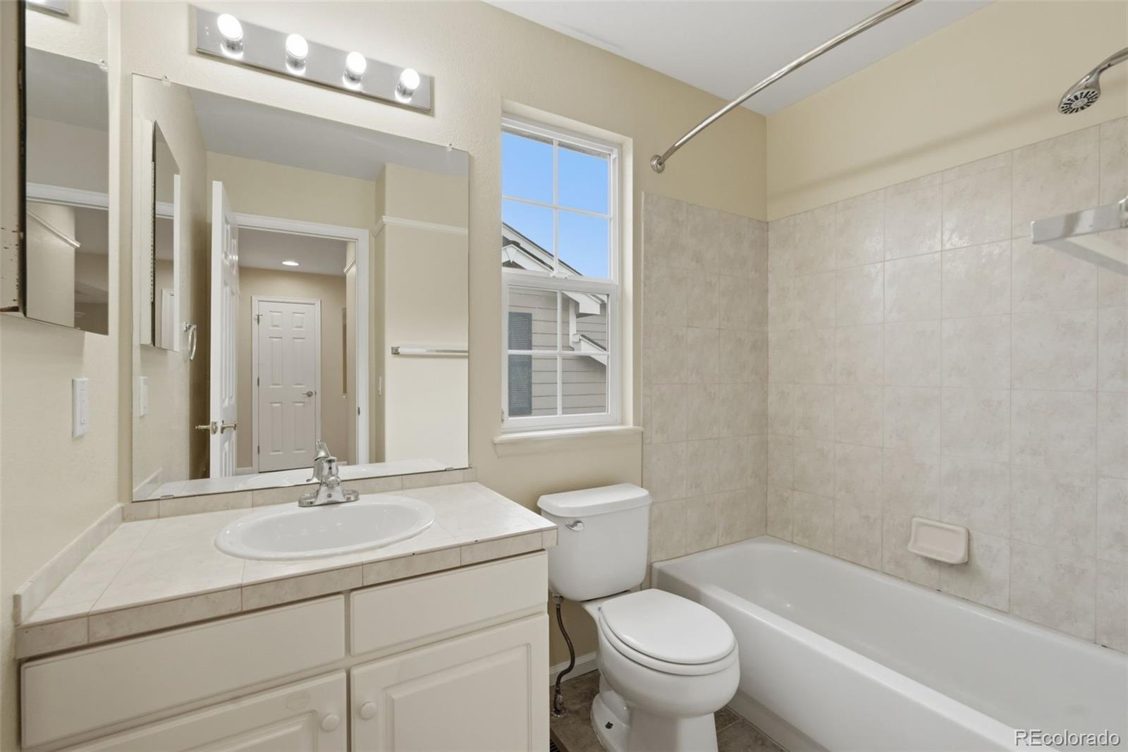 1161 Riddlewood Road Highlands Ranch, CO 80129 - Photo 22 of 39