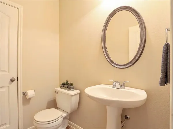 $1,975 | 10720 Sorghum Hill Cove, Austin, TX 78754