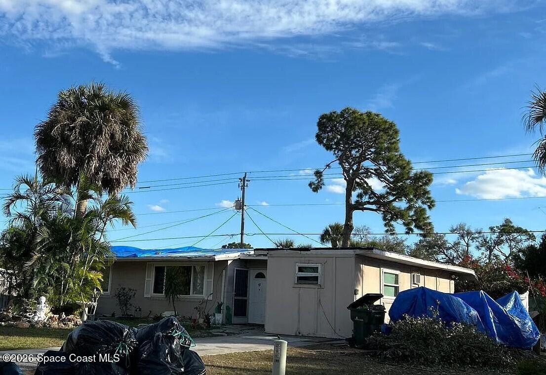 411 Zephyr Road Venice, FL 34293 - Photo 2 of 5 2