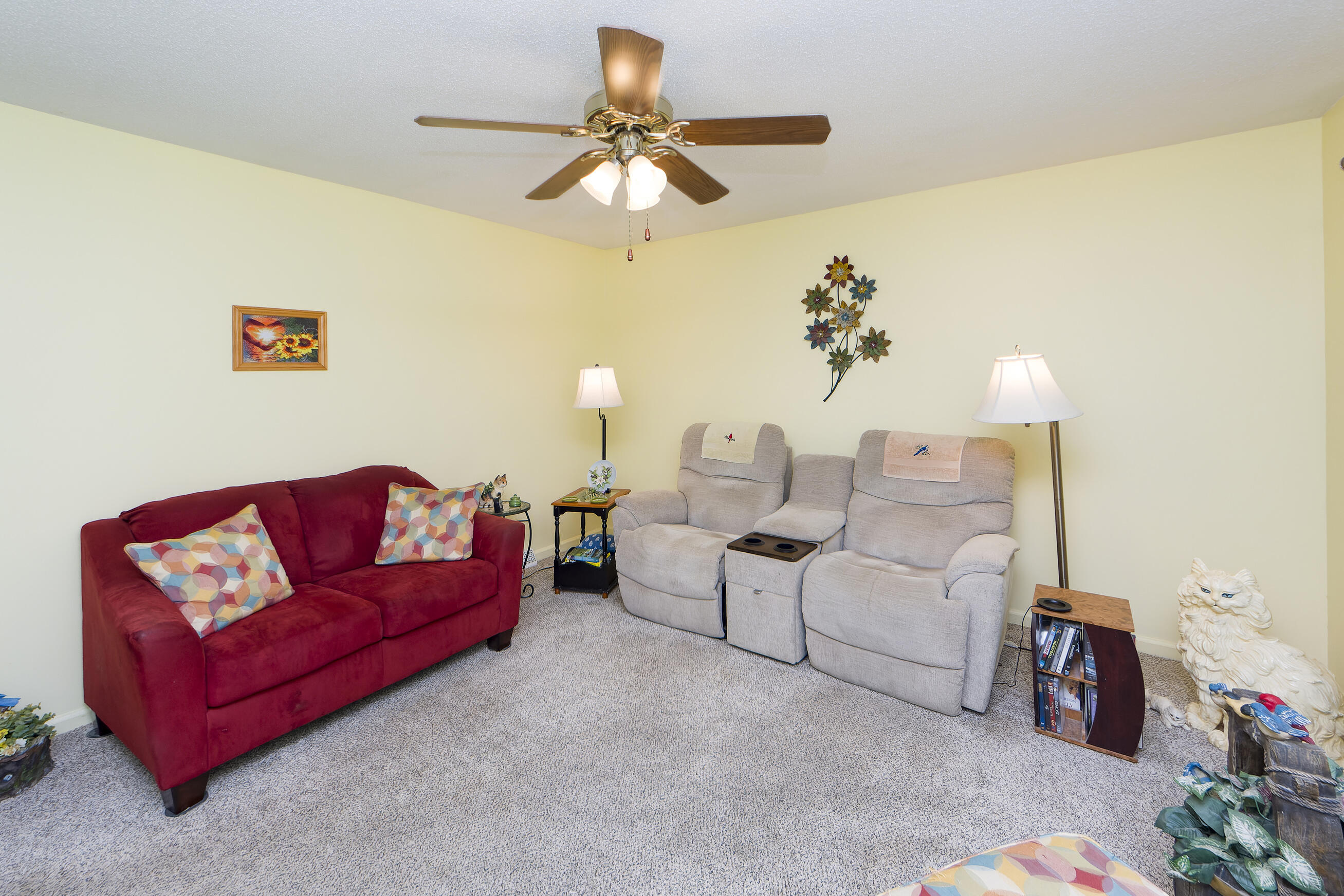 108 English Road Summerville, SC 29483 - Photo 4 of 31 05 (1)