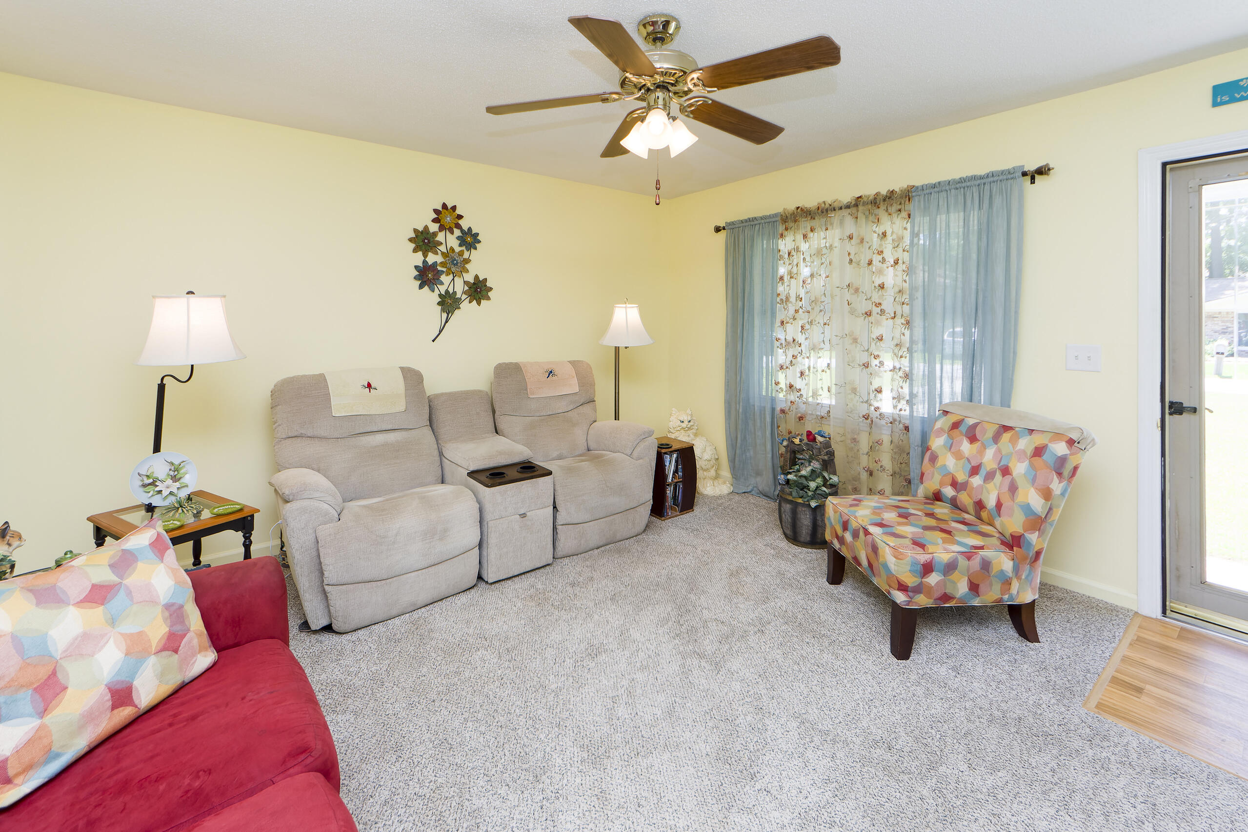 108 English Road Summerville, SC 29483 - Photo 6 of 31 08 (1)