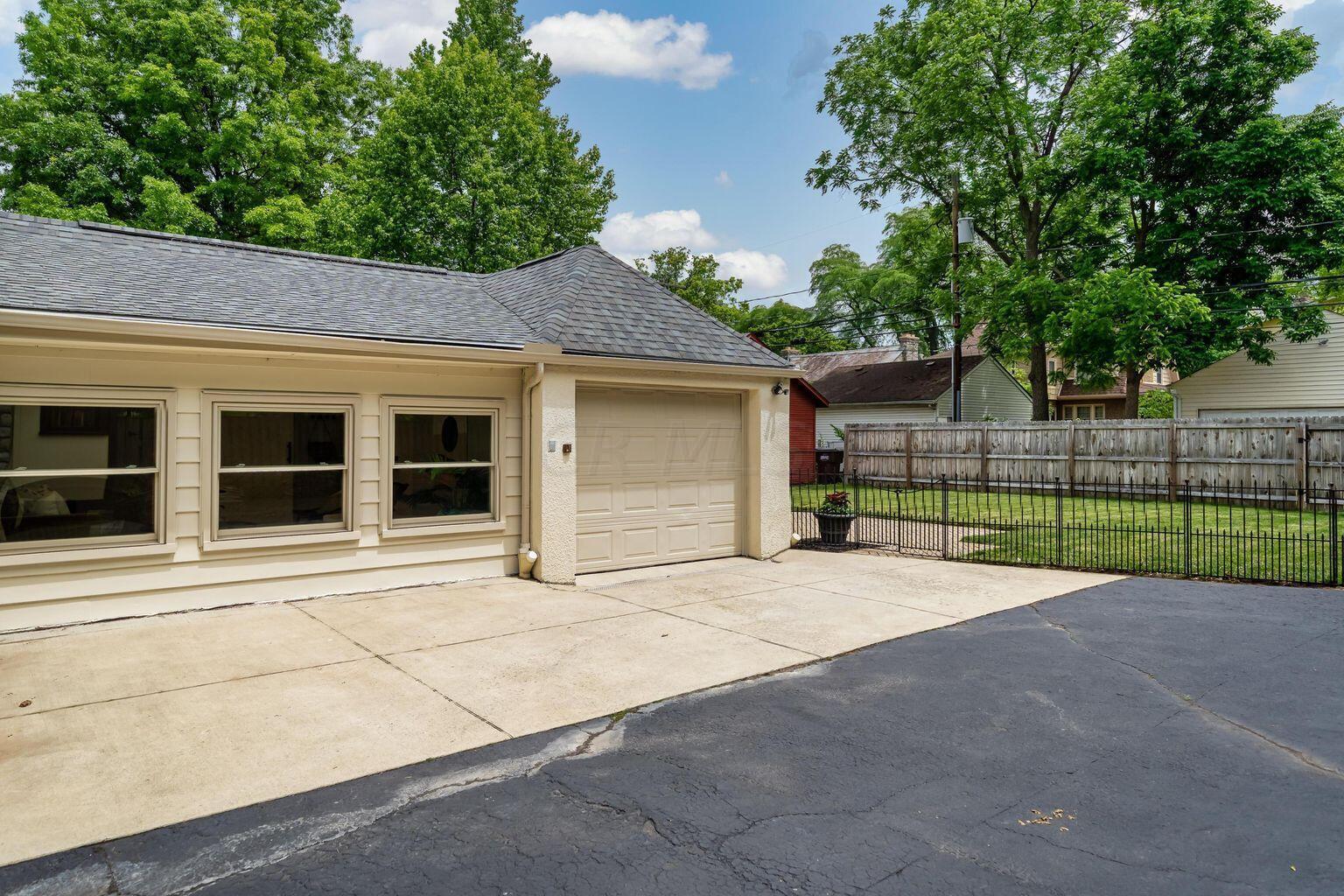 44 South Ardmore Road Bexley, OH 43209 - Photo 3 of 31 Gallery Image 3