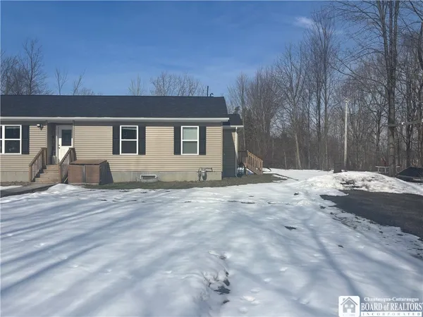 $339,000 | 658 Adams Avenue, Evans, NY 14006