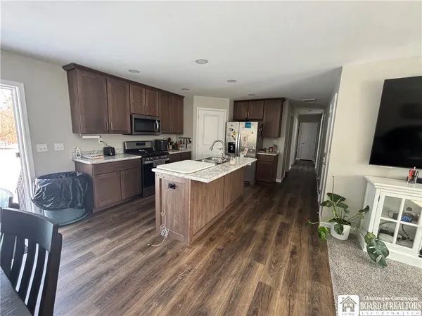 $339,000 | 658 Adams Avenue, Evans, NY 14006