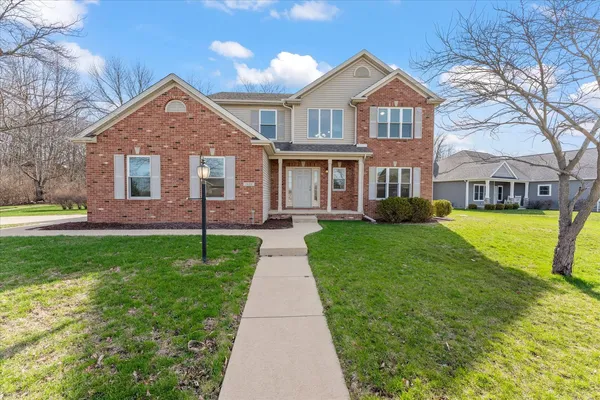 $509,900 | 1808 Bluebird Drive, Mahomet, IL 61853
