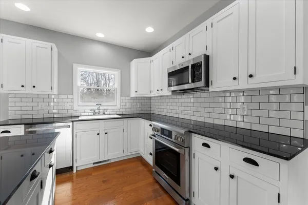 $509,900 | 1808 Bluebird Drive, Mahomet, IL 61853