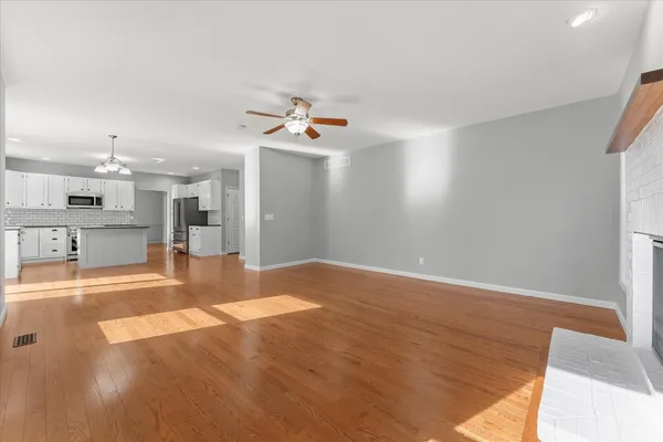 $509,900 | 1808 Bluebird Drive, Mahomet, IL 61853