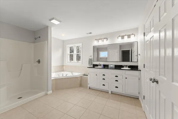 $509,900 | 1808 Bluebird Drive, Mahomet, IL 61853