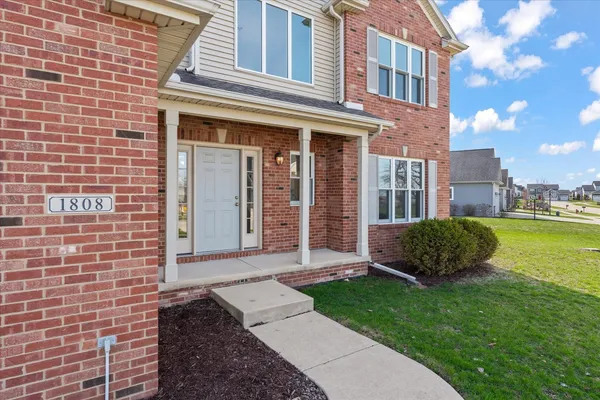 $509,900 | 1808 Bluebird Drive, Mahomet, IL 61853