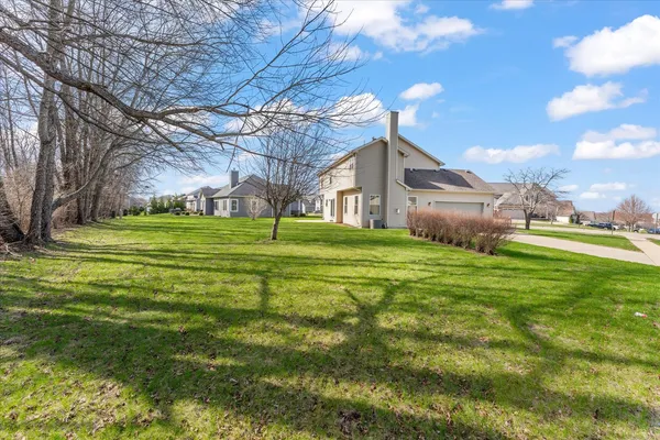 $509,900 | 1808 Bluebird Drive, Mahomet, IL 61853