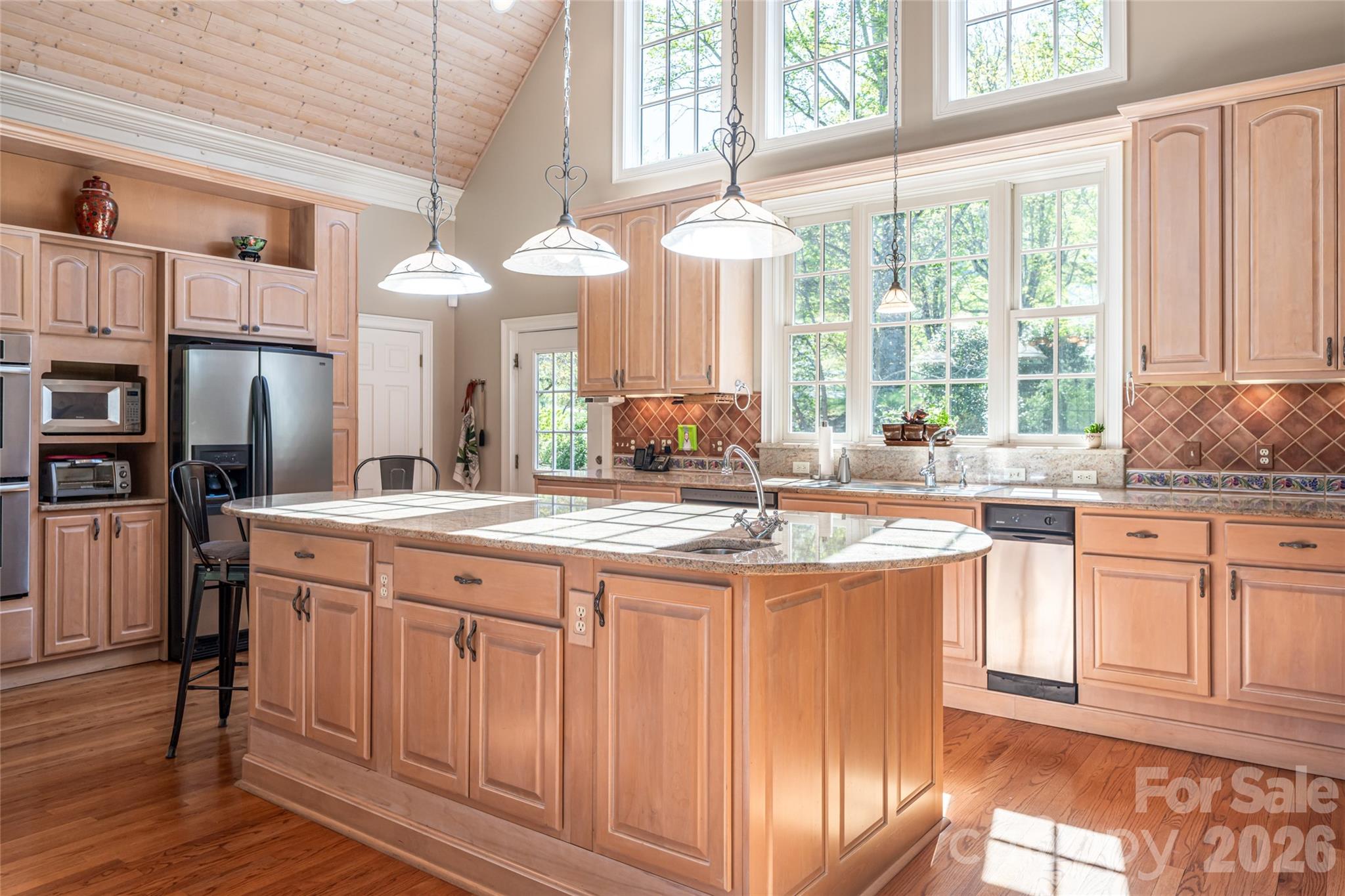 7 Ashley Road Asheville, NC 28805 - Photo 18 of 48