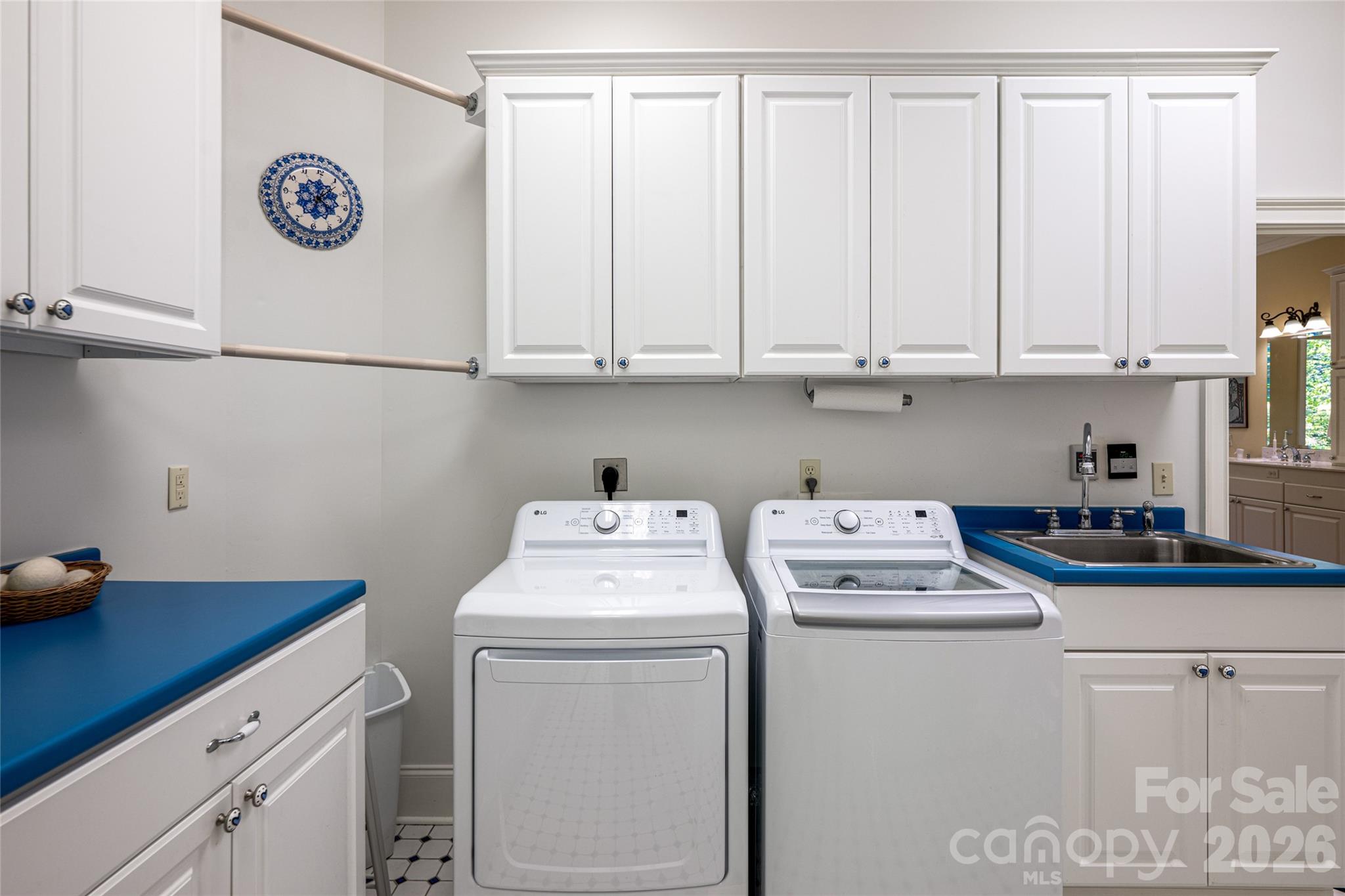 7 Ashley Road Asheville, NC 28805 - Photo 33 of 48