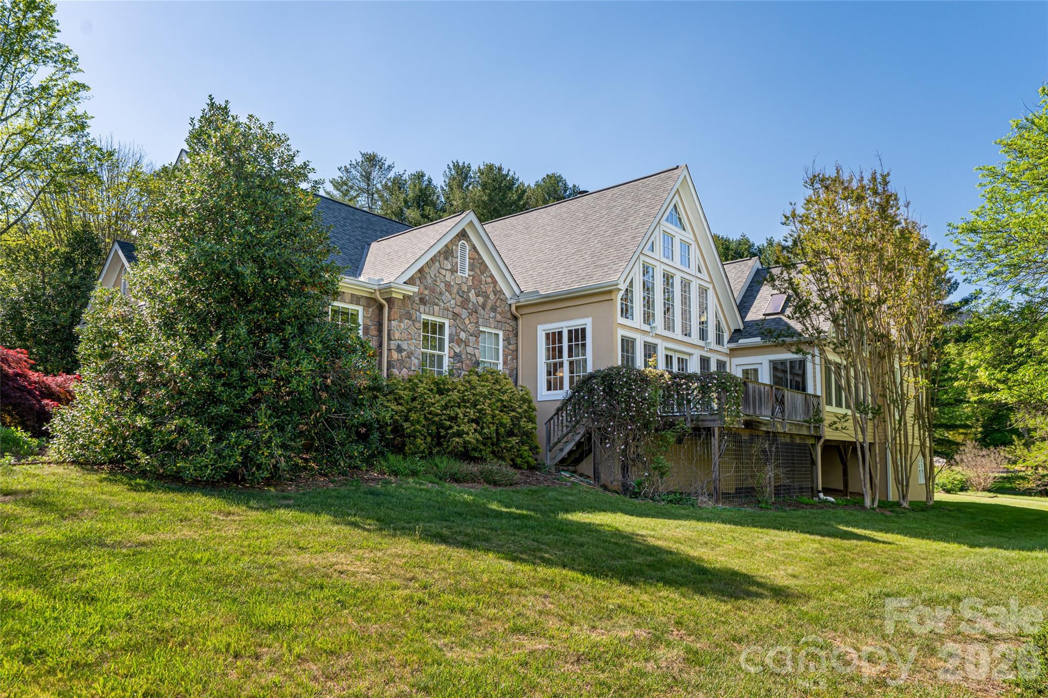 7 Ashley Road Asheville, NC 28805 - Photo 4 of 48