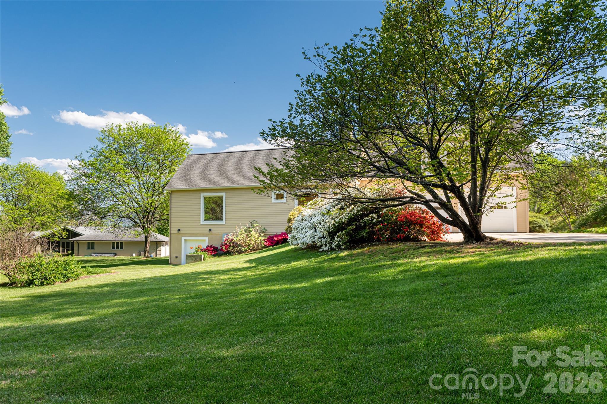 7 Ashley Road Asheville, NC 28805 - Photo 47 of 48