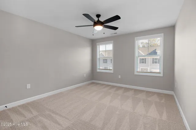 $389,900 | 247 Cline Way, Unit 113 1809 LIVE OAK, Beaufort, NC 28516