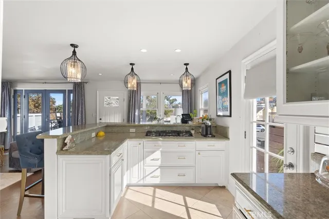 $1,999,000 | 625 Camino Real, Redondo Beach, CA 90277