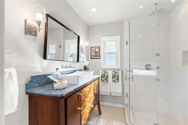 $1,999,000 | 625 Camino Real, Redondo Beach, CA 90277