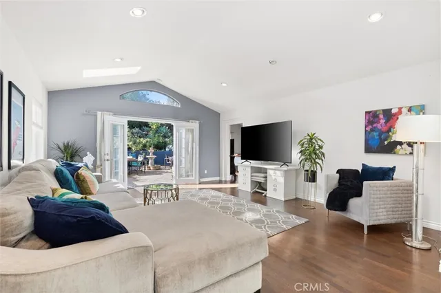 $1,999,000 | 625 Camino Real, Redondo Beach, CA 90277