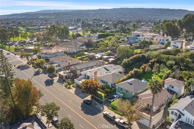 $1,999,000 | 625 Camino Real, Redondo Beach, CA 90277