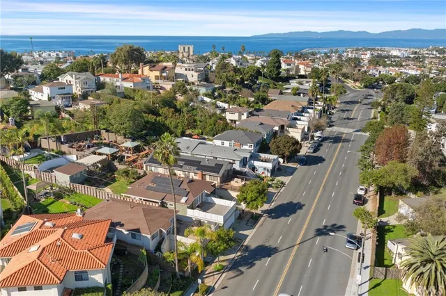 $1,999,000 | 625 Camino Real, Redondo Beach, CA 90277