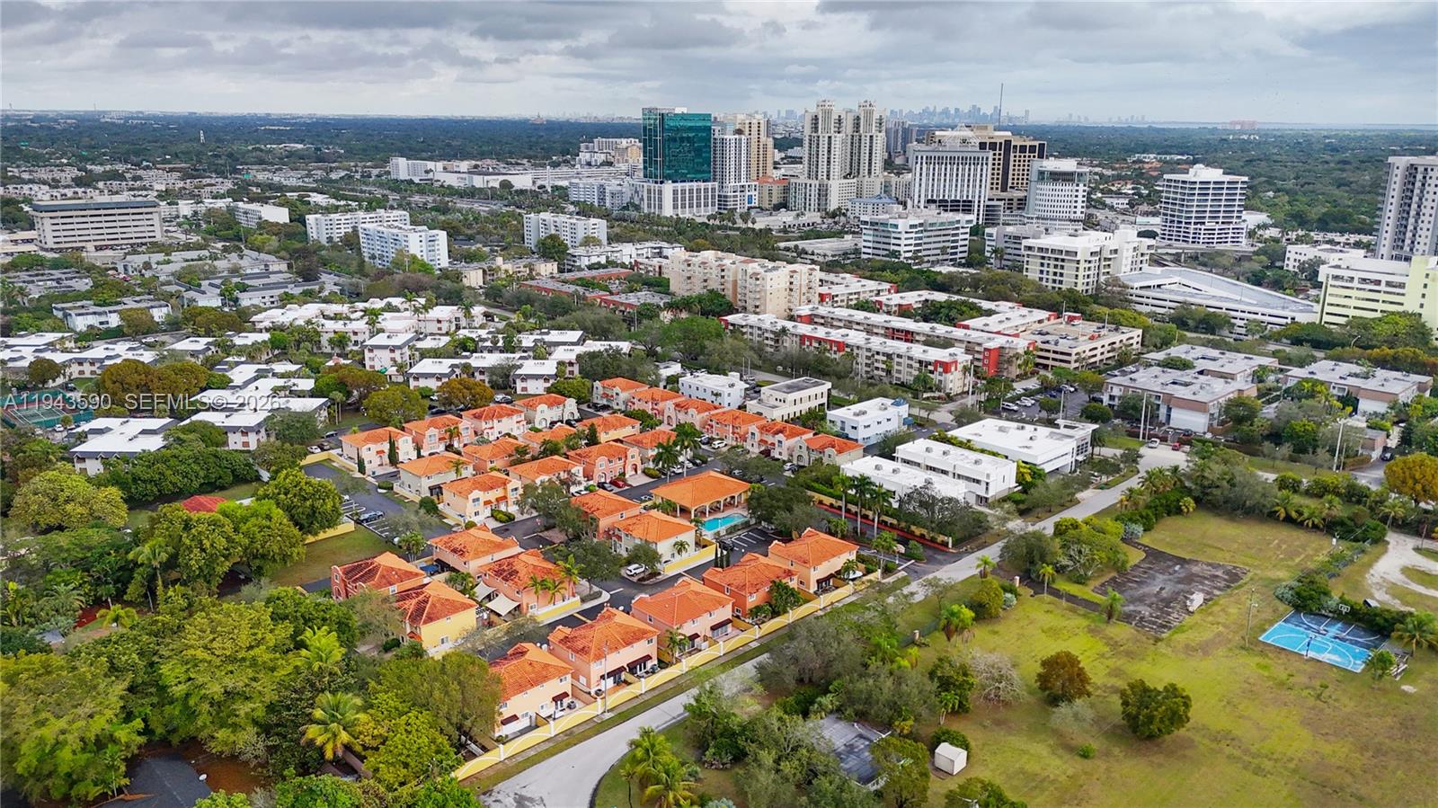 7773 Southwest 94th Lane Miami, FL 33156 - Photo 33 of 50 a view of a city