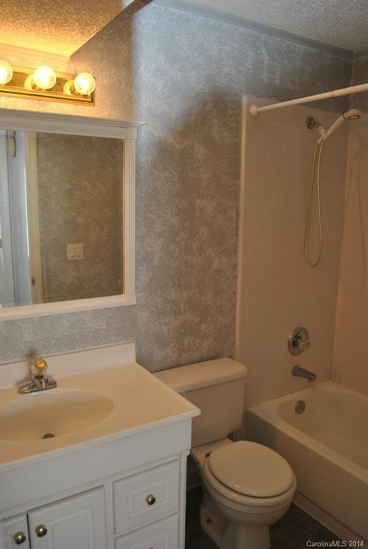 11063 Running Ridge Road, Unit 11063 Charlotte, NC 28226 - Photo 10 of 11 Gallery Image 10