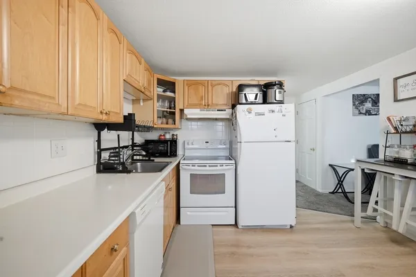 $180,000 | 269 Chicopee Street, Unit 17, Chicopee, MA 01013