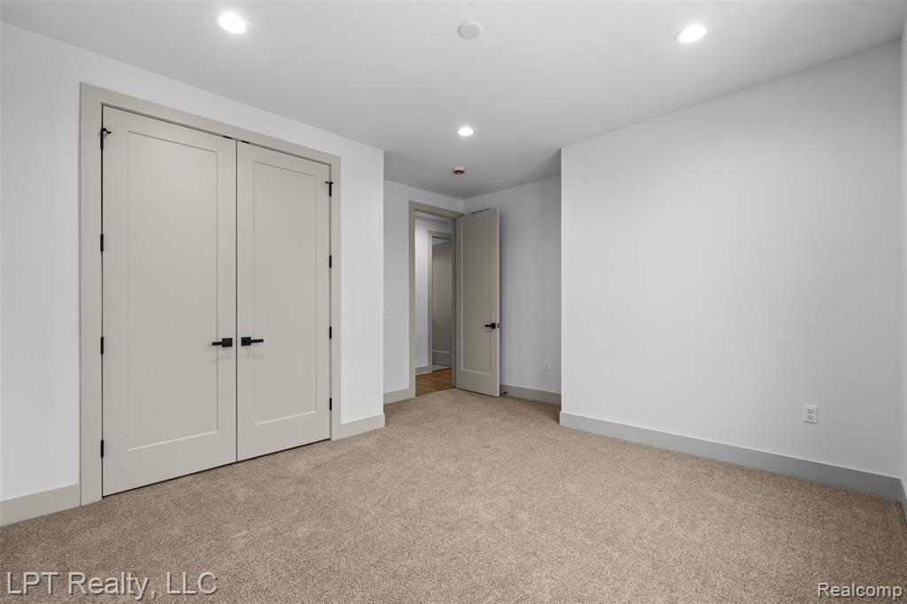 525 Walnut Street Howell, MI 48843 - Photo 36 of 48
