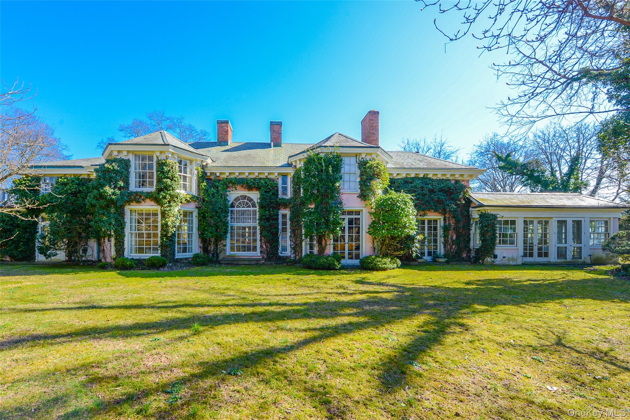 1 Pond Road Glen Cove, NY 11542 - Photo 35 of 36