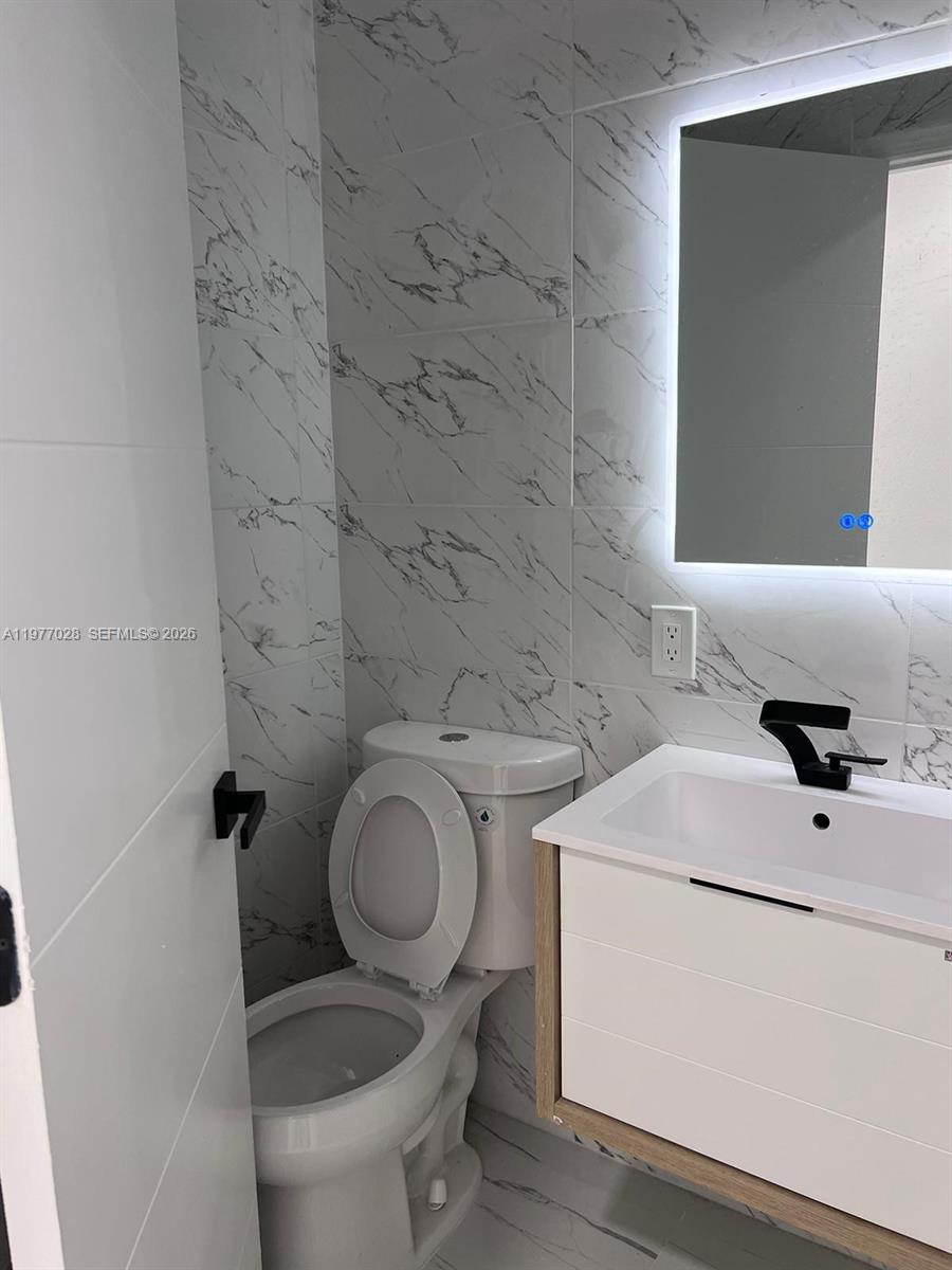 1630 Southwest 20th Street, Unit 1 Miami, FL 33145 - Photo 12 of 18