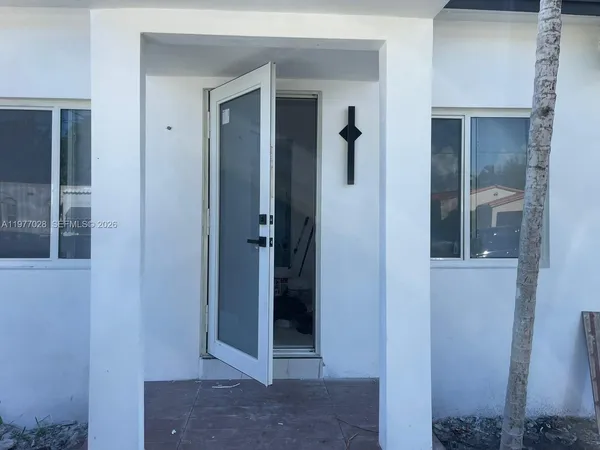 $3,500 | 1630 Southwest 20th Street, Unit 1, Miami, FL 33145