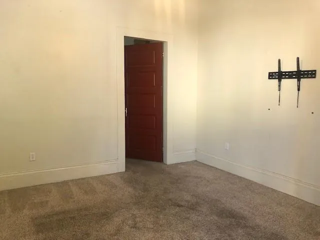 $1,350 | 324 Lavoisier Street, Gretna, LA 70053