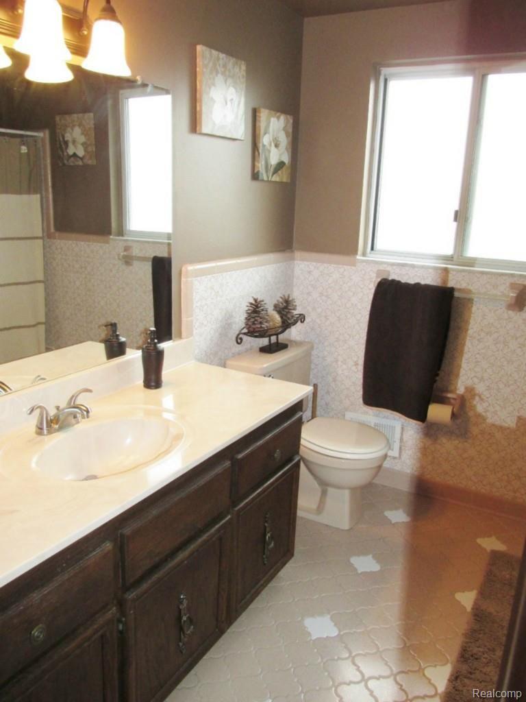 47117 Rosemary Road Macomb, MI 48044 - Photo 22 of 29 26.jpg
