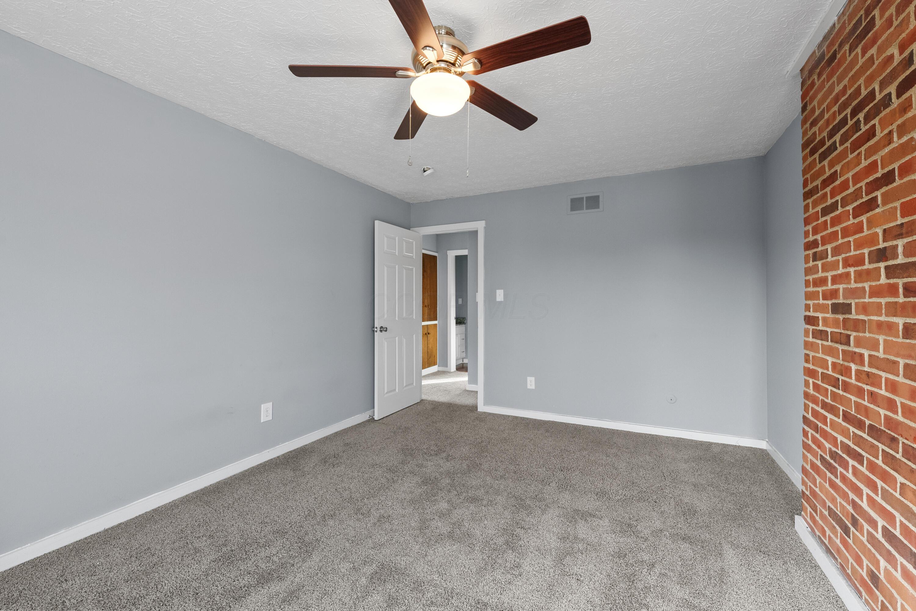 438 Edinburgh Road, Unit 438452 Dublin, OH 43017 - Photo 21 of 28 DSC04260