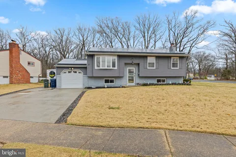 $440,000 | 1666 Holly Parkway, Williamstown, NJ 08094