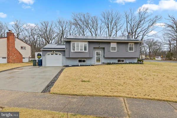 $440,000 | 1666 Holly Parkway, Williamstown, NJ 08094