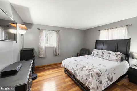 $440,000 | 1666 Holly Parkway, Williamstown, NJ 08094