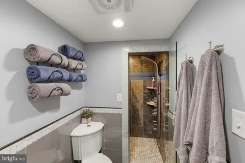 $440,000 | 1666 Holly Parkway, Williamstown, NJ 08094