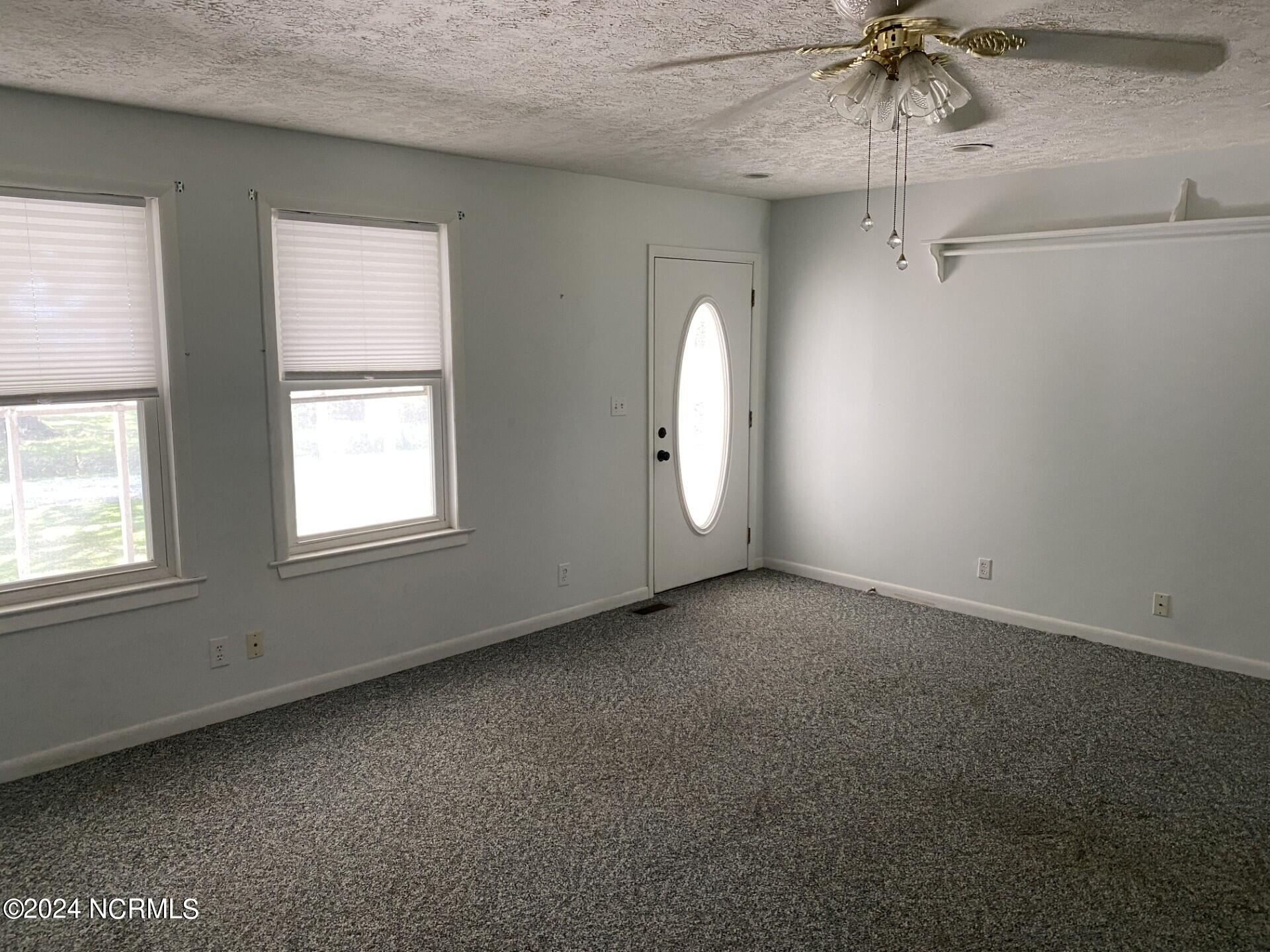 700 Crabtree Road Belhaven, NC 27810 - Photo 13 of 18 700 Crabtree Road living room view 1