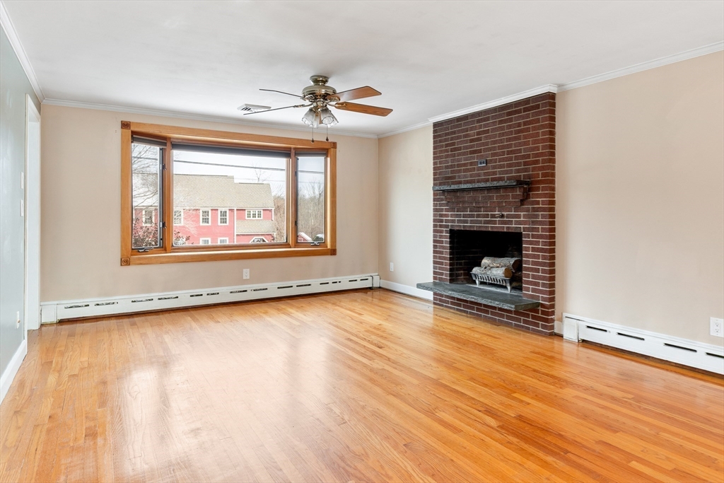 274 West Hill Road Marlborough, MA 01752 - Photo 4 of 35 Gallery Image 4