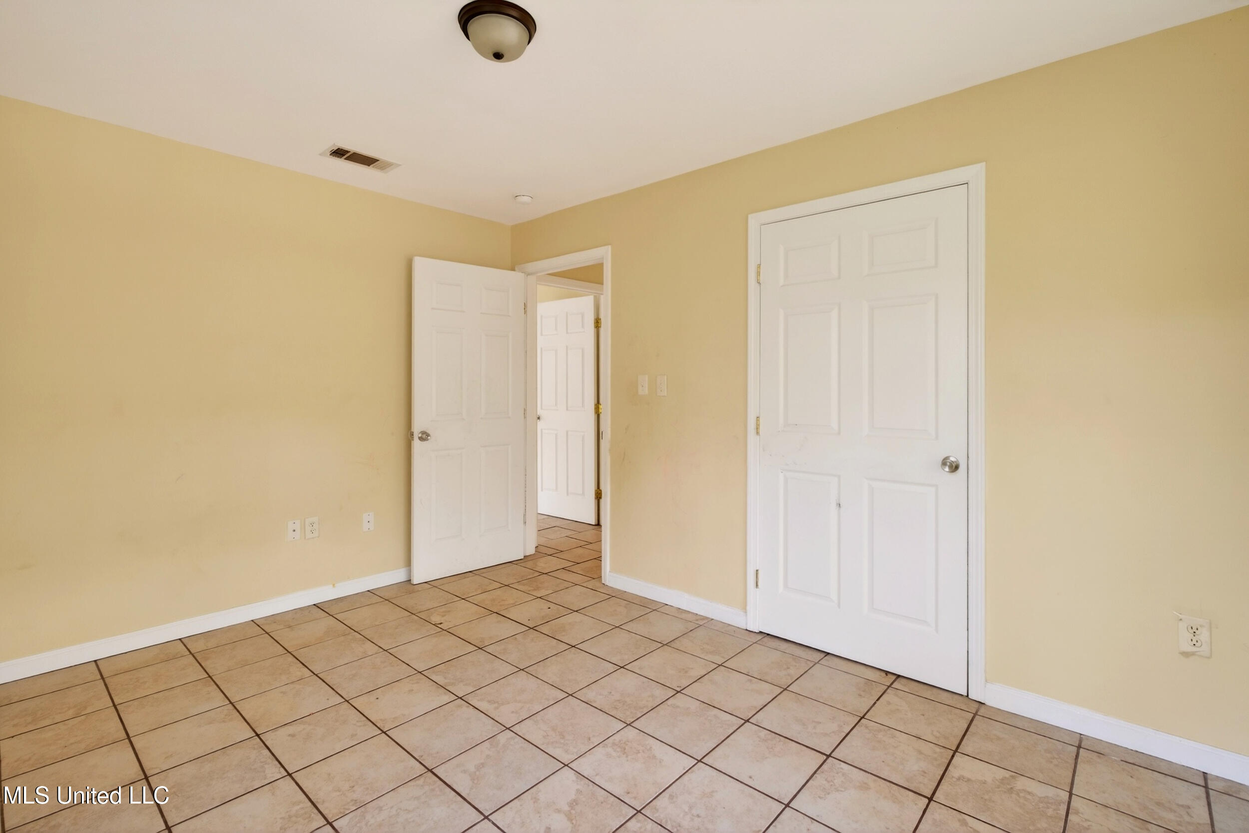 3718 Howze Street Moss Point, MS 39563 - Photo 20 of 31 21_a7406430