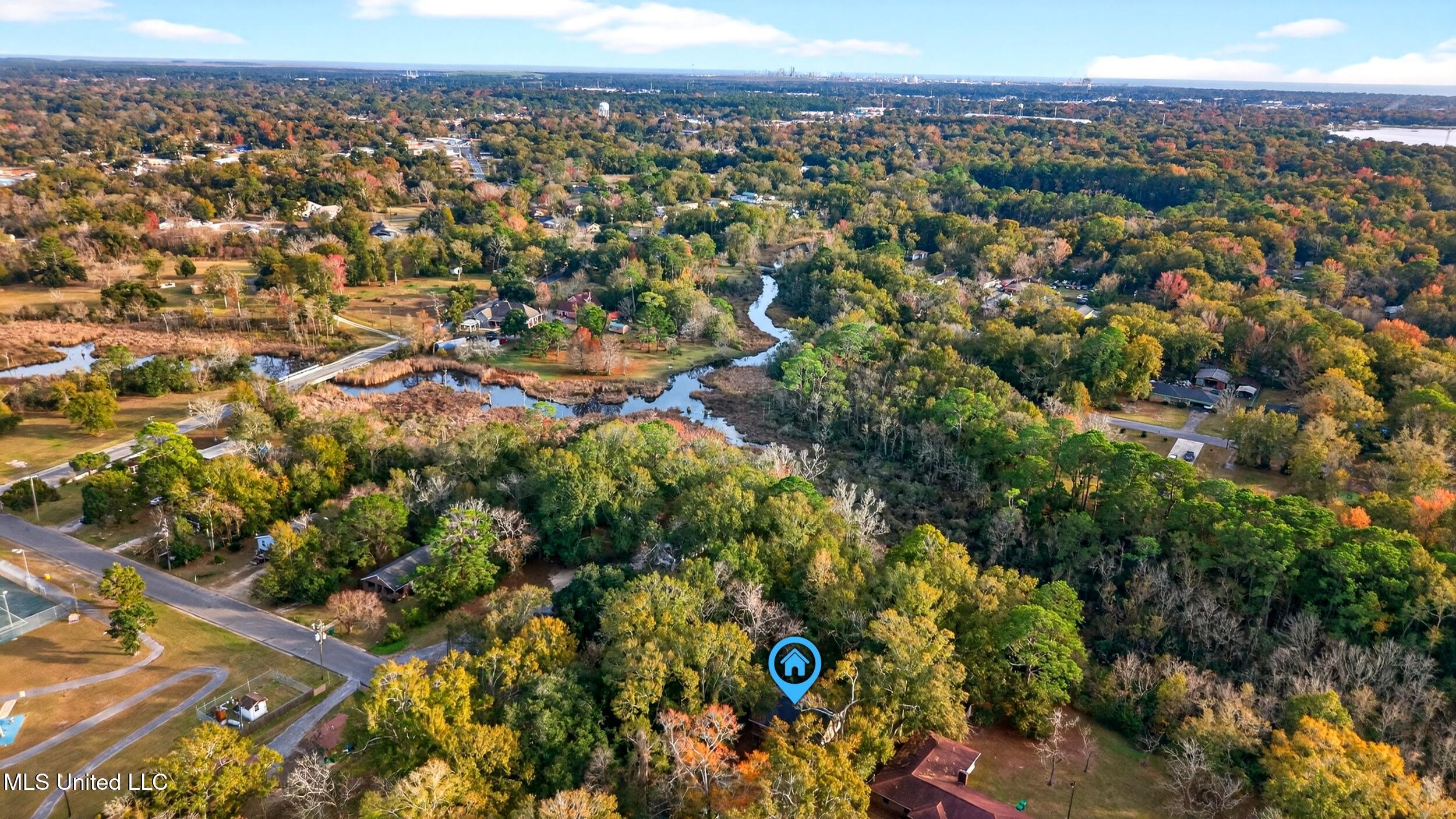 3718 Howze Street Moss Point, MS 39563 - Photo 29 of 31 28_aerial 2